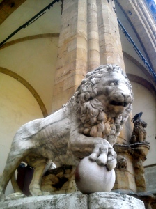One of the two marble Medici lions.